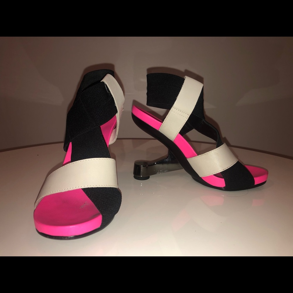 United Nude Eamz Capri Hot Pink Heels